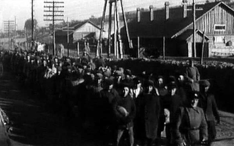 Prisoners on building of Moscow-Volga canal (1932-1937)