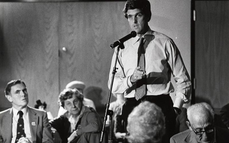 John Kerry 1984. Flickr: City of Boston Archives (CC BY 2.0)