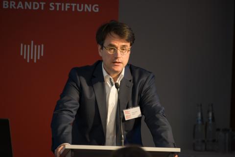 Alexander Gallus auf der Konferenz „Wir wollen mehr Demokratie wagen“ – Antriebskräfte, Realität und Mythos eines Versprechens, © Philipp Jester, BWBS