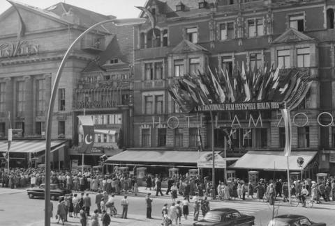 Filmfeststpiele Hotel am Zoo Kurfürstendamm 1955