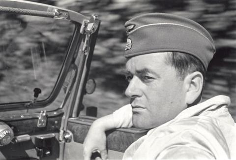 Albert Speer fährt ein Caprio