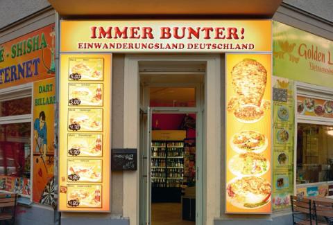 Ausstellung „Immer bunter" im Haus der Geschichte